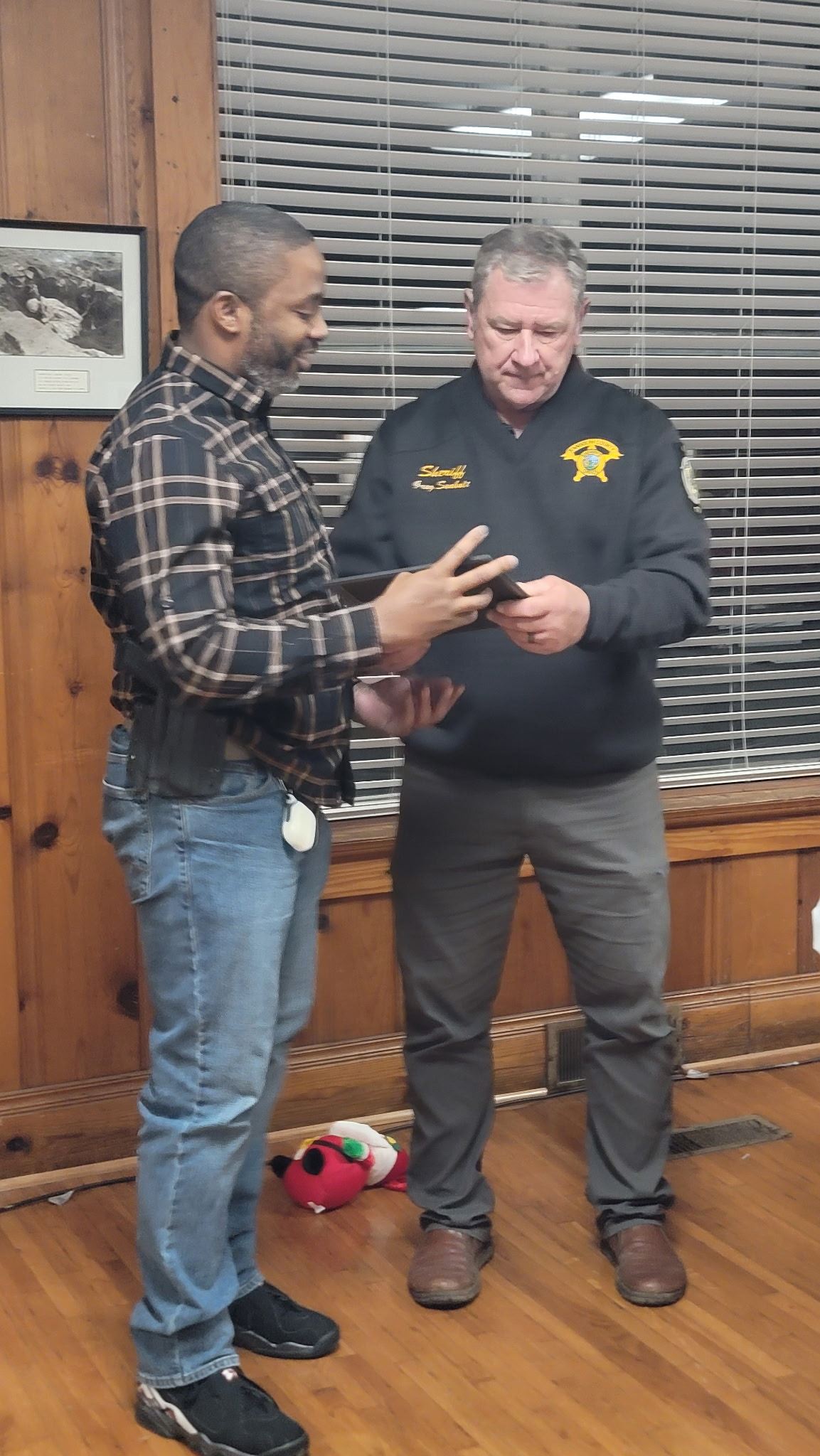 3229920173743174942 2